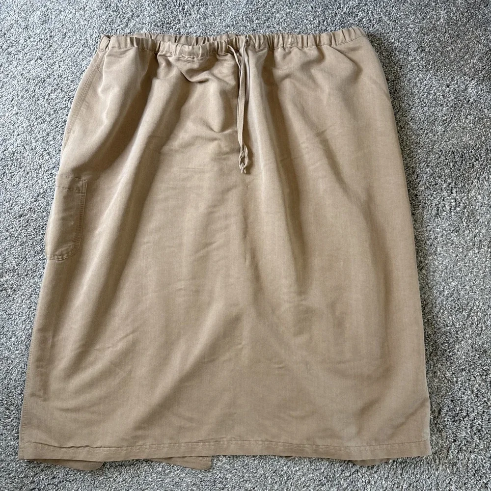 White‎ Stag Women's Pull On Skirt Tan Plus Size 26W/28W